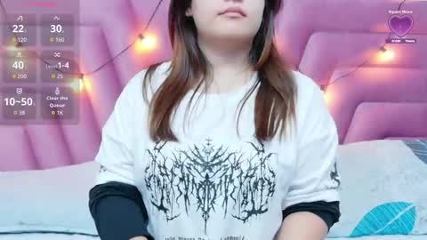 Khloe  online show from February 16, 12:16 pm