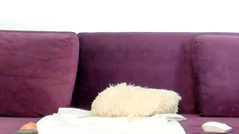 Emma online show from April 23, 11:17 am