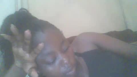 hornygal001 online show from October 31, 8:40 am