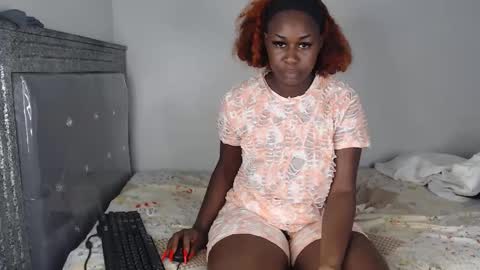 hornygal256 online show from November 1, 7:45 am