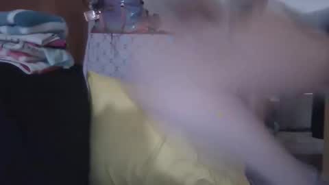 kittykitkat online show from December 22, 1:42 am