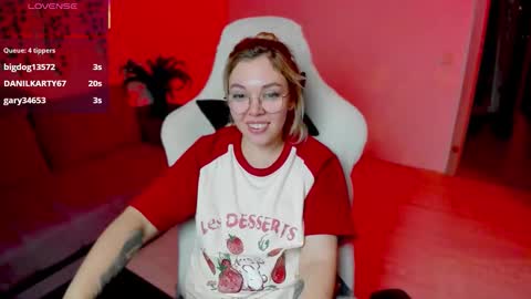   online show from November 7, 3:17 pm