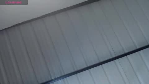 K E N D A L L online show from February 7, 5:41 am