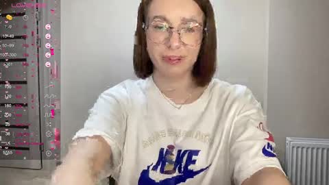 Lina online show from January 22, 4:33 pm