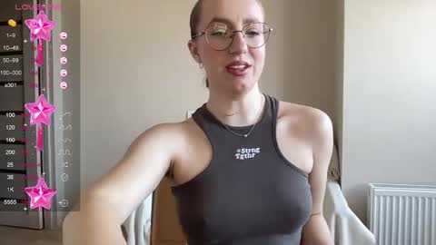 Lina online show from February 19, 9:17 am