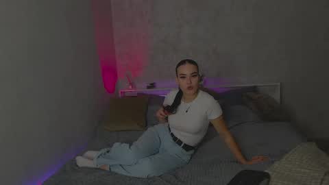 hot_oksi online show from April 13, 1:56 pm