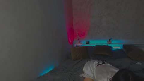 hot_oksi online show from April 10, 5:08 pm