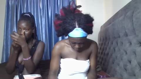 Hot petite online show from November 29, 10:41 am