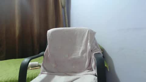 Hot and PowerHOPE U MISS ME online show from March 10, 10:55 pm