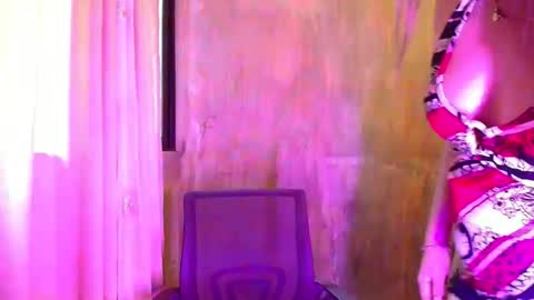Snapshot of hotasian_pinayx chatting on October 22, 3:22 am hotasian_pinayx online show from October 22, 3:22 am