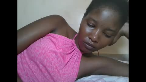 love online show from February 15, 8:08 pm