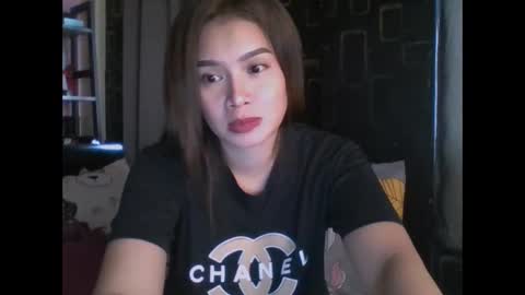 HotChilliBabe online show from December 3, 5:30 am