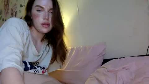 effy online show from May 22, 9:18 am
