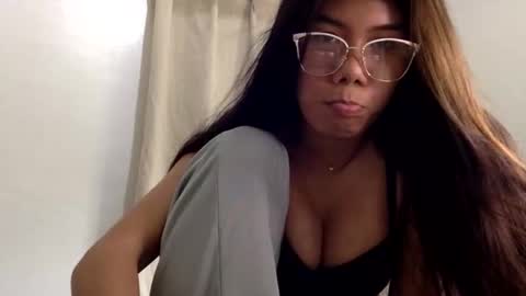 hotestpinayxxx online show from March 30, 4:12 am