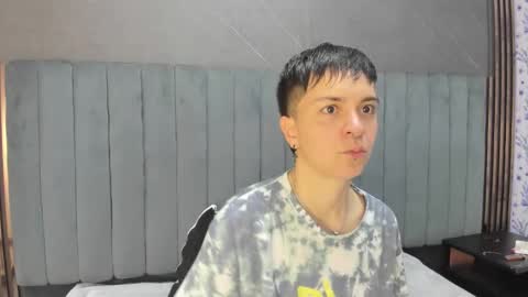 hannah online show from December 17, 1:55 am