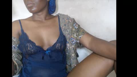 hotjessie0 online show from November 7, 7:03 am