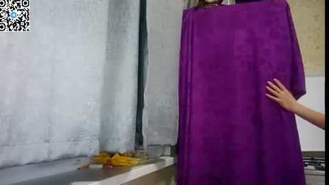 hotmamaqueen234 online show from June 16, 8:10 pm