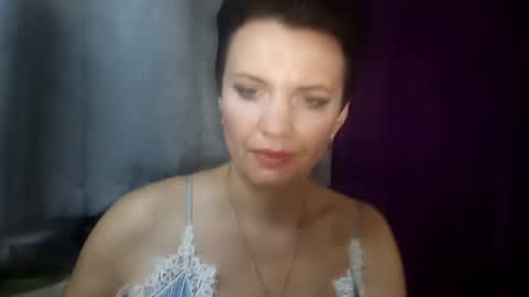 hotmamaqueen234 online show from July 28, 9:36 pm