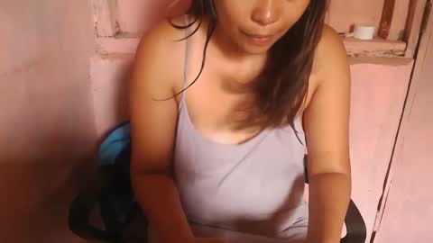 hotpink4u04 online show from January 22, 6:42 am