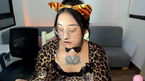 AMY online show from November 13, 9:25 pm