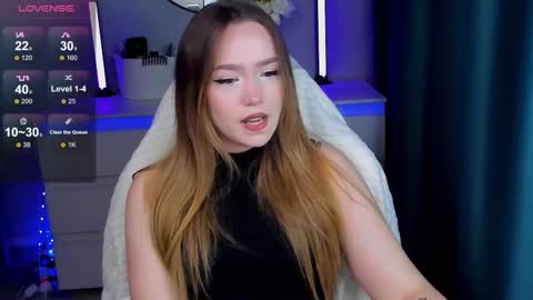 hello Im Eva online show from September 26, 2:58 pm