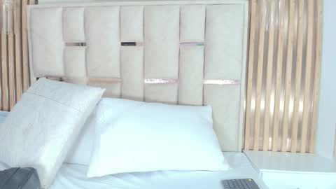 Snapshot of hottest_mature__ chatting on September 24, 2:32 am Natalie  online show from September 24, 2:32 am