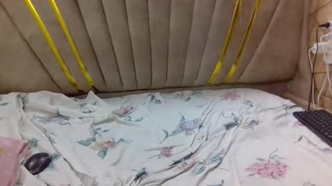 hottie_mammy online show from January 5, 6:00 pm