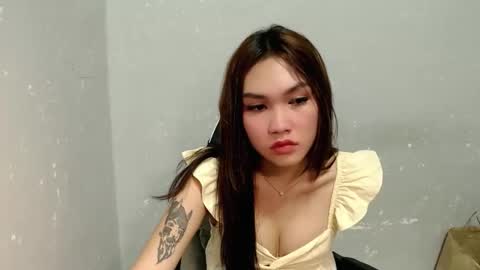 cassie online show from November 1, 5:33 am