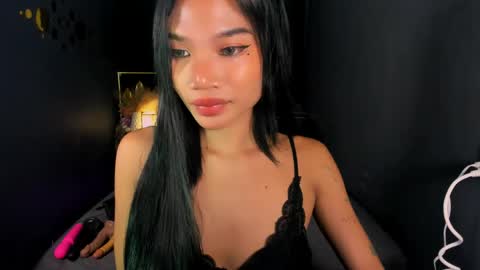 Hi i am Jane half vietnamese and half pinay and would like to meet good person here XOXO online show from May 24, 7:02 pm