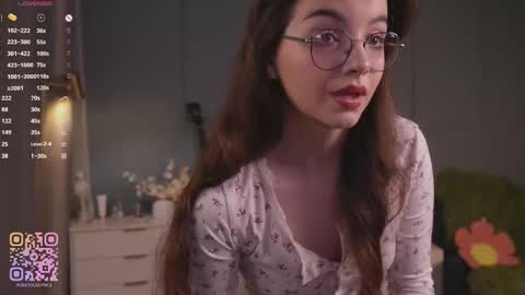 Diane online show from November 16, 7:25 pm