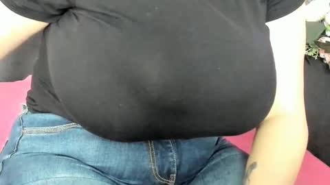 Erin online show from December 16, 4:23 am