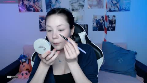 Snapshot of hugomin chatting on December 19, 7:07 am HugoMin online show from December 19, 7:07 am