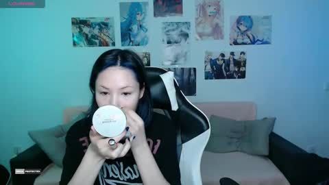 Snapshot of hugomin chatting on March 10, 8:23 pm HugoMin online show from March 10, 8:23 pm