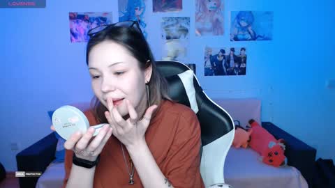 Snapshot of hugomin chatting on January 30, 12:06 pm HugoMin online show from January 30, 12:06 pm