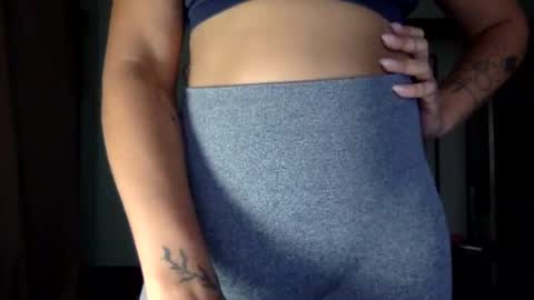 Goddess Hunyy online show from December 18, 4:28 pm