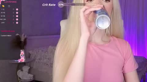 Joselle online show from November 21, 12:01 am