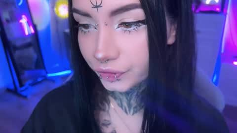 Asya  online show from November 9, 9:05 am