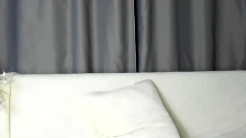 Venus online show from January 4, 8:17 am