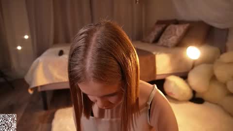 Claire online show from November 21, 9:39 pm