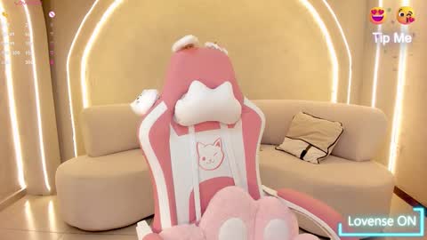 Ibiza  online show from February 13, 12:29 pm