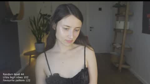 Belle online show from October 29, 12:42 pm