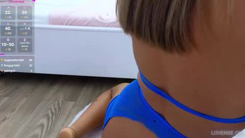 Emma online show from October 22, 5:56 am