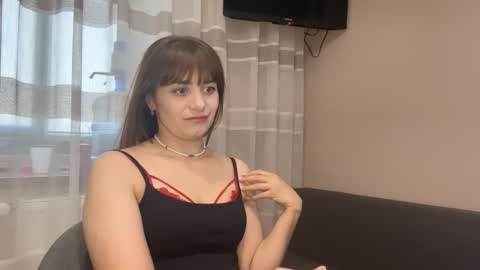 Snapshot of im_alisa_ chatting on October 21, 8:07 am Alisa online show from October 21, 8:07 am