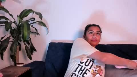 amber online show from October 23, 6:03 pm