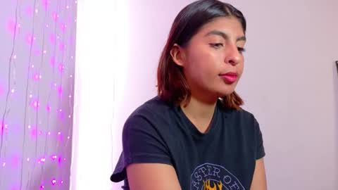 Snapshot of im_anna_ chatting on October 19, 8:11 pm im_anna_ online show from October 19, 8:11 pm