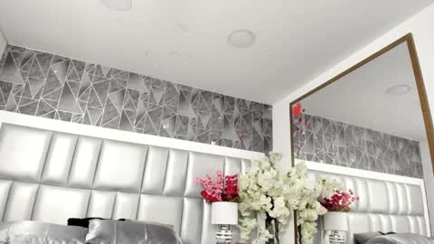  Im Gaia online show from March 4, 1:06 pm