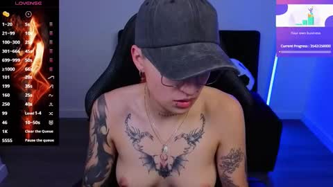 Laia online show from November 15, 12:11 am