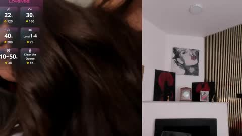 KAREN online show from June 5, 7:42 pm