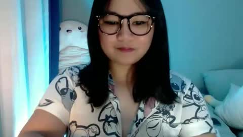 cherryl online show from November 8, 7:30 pm