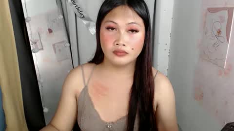 im_urloving_mama69 online show from February 14, 10:45 pm